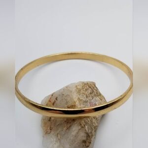 Everyday classic gold tone latest style bangle‎ unisex